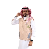 سديري مطرز بشعار وزارة الصحة للجنسين