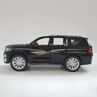 مجسم سيارة حديد تويوتا برادو موديل 2021 م/370732