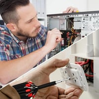 مجموعة مفكات 8in1 مدمجة مع كشاف بطاريات