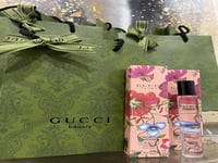 عطر قوتشي فلورا مع كيس