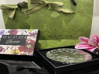 مراية قوتشي مع البوكس والكيس