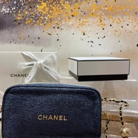 شنطة شانيل مع بوكس