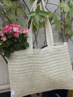 شنطة بيربري الجديدة