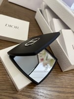 مراية ديور مع الكيس