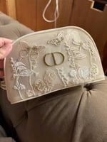 شنطة ديور الجديدة مع البوكس والكيس