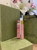 عطر قوتشي فلورا 7 مل مع الكيس