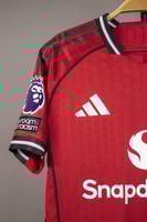 قميص مانشيستر يونايتد الاساسي 2025/2026