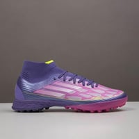 جزمة كرة قدم Adidas