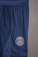 طقم باريس الاساسي 2025/2026 بشعار الأبطال