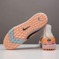 جزمة كرة قدم Nike