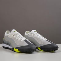 جزمة كرة قدم Nike