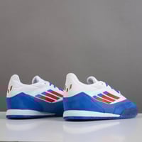 جزمة كرة قدم Adidas