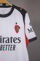 طقم ميلان الاحتياطي 2025/2026