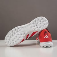 جزمة كرة قدم Adidas