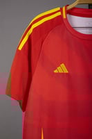 طقم منتخب اسبانيا الاساسي 2024/2025