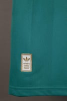 قميص ليفربول الاحتياطي 2025/2026