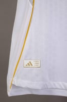 طقم ريال مدريد الاساسي 2025/2026