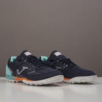 جزمة كرة قدم Nike