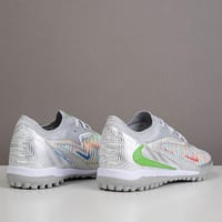 جزمة كرة قدم Nike