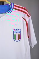 طقم ايطاليا الاحتياطي 2024/2025