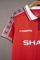 طقم مانشيستر يونايتد كلاسيكي