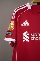 طقم ليفربول الاساسي 2025/2026