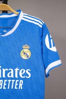 قميص ريال مدريد الاحتياطي 2025/2026