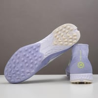 جزمة كرة قدم Adidas