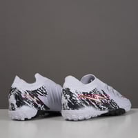 جزمة كرة قدم