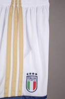 طقم منتخب ايطاليا 2025/2026