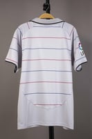 طقم برشلونة الاحتياطي 2003/2004