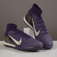 جزمة كرة قدم Nike