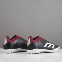 جزمة كرة قدم