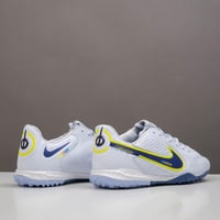 جزمة كرة قدم Nike