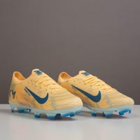 جزمة كرة قدم Nike