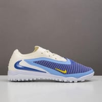 جزمة كرة قدم Nike