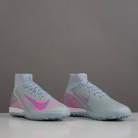 جزمة كرة قدم Nike