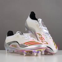 جزمة كرة قدم Nike