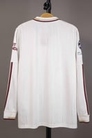 طقم ارسنال الاحتياطي كم طويل 2026/2025