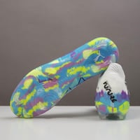 جزمة كرة قدم Adidas