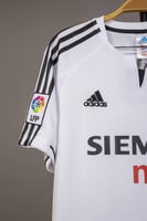 قميص ريال مدريد الاساسي 2004/2005