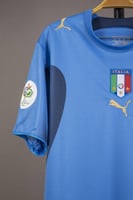 طقم منتخب ايطاليا الاساسي 2006