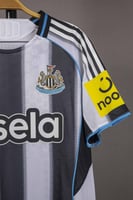 قميص نيوكاسل الاساسي2025/2026