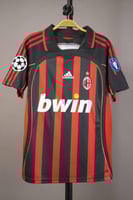 طقم ميلان الكلاسيكي 2007