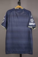 قميص ريال مدريد الاحتياطي 2026/2025