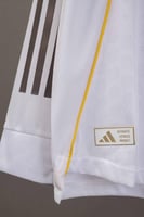 طقم ريال مدريد الاساسي كم طويل 2025/2026