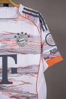 طقم بايرن ميونخ الاحتياطي 2025/2026