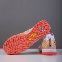 جزمة كرة قدم Nike