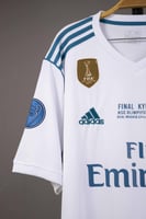 طقم ريال مدريد الاساسي 2016/2017