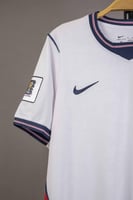 طقم منتخب انجلترا 2025/2026